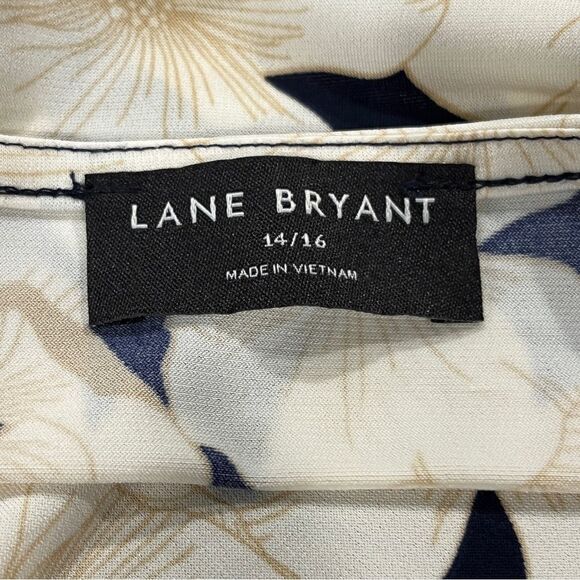 Lane Bryant Floral V-Neck short sleeve Women's Top/blouse size 14/16 - Picture 7 of 12